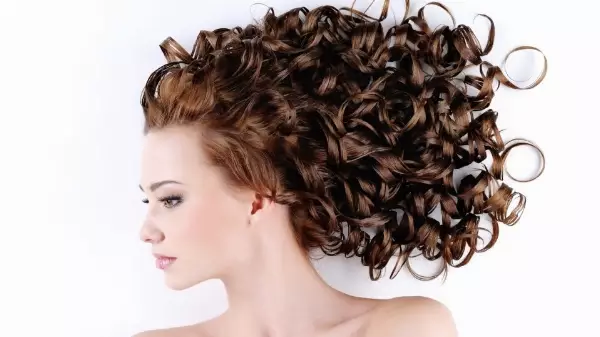 Hot Hair Rollers: Damaging Or Not For Hair Health?