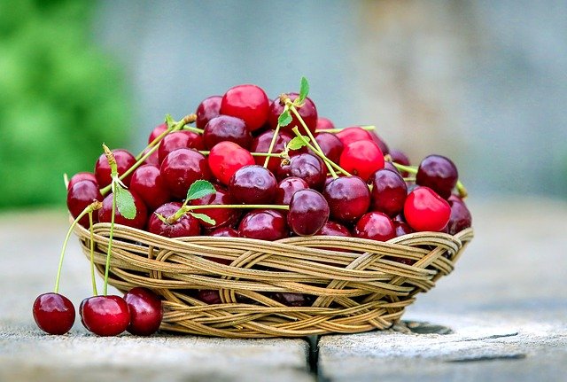 Cherry Juice with Highest Amount of Anthocyanins Is Best For Gout Treatment