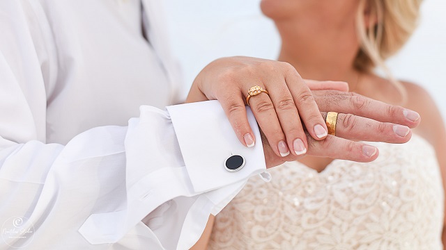 Bridal manicure