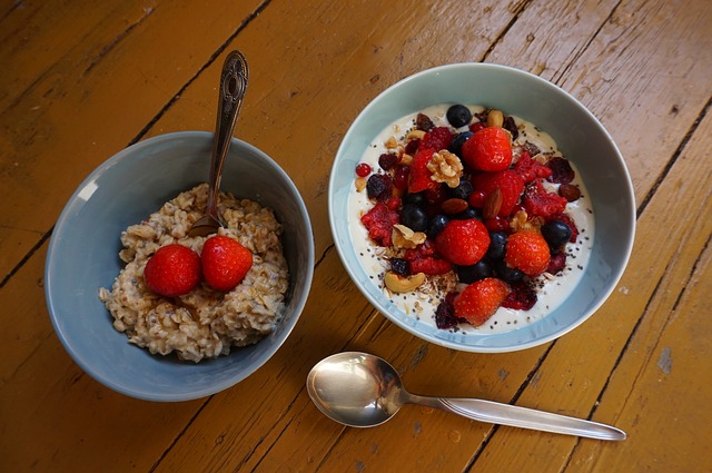 6 Healthy Topping Ideas For Making A Delicious Porridge