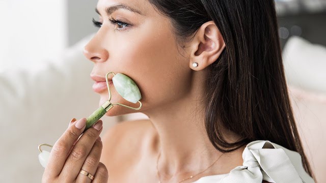 A Jade Roller For Your Face