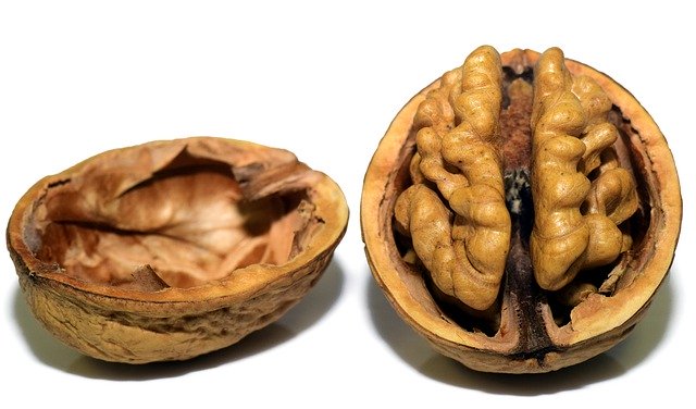 Adding Walnuts to Your Diet Is a Great Choice, Know Why