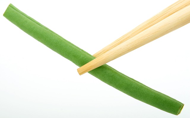 Eating With Chopsticks and Weight Loss